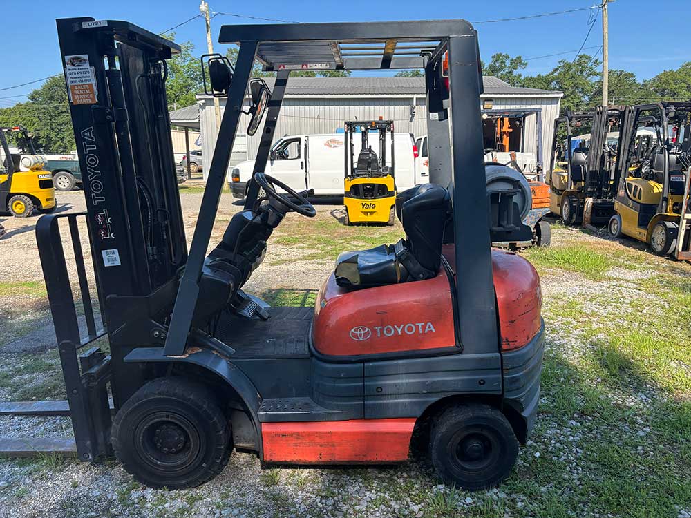 2000 Toyota 3500 LB LP