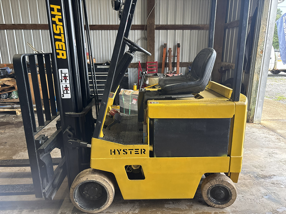 2018 Hyster E30XL 3,000 LB